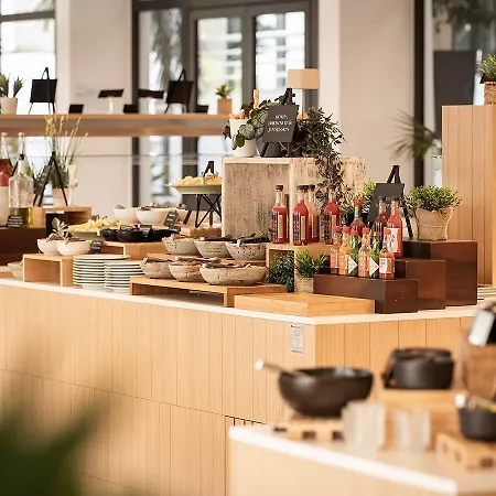 Отель Aminess Younique Liburna Корчула