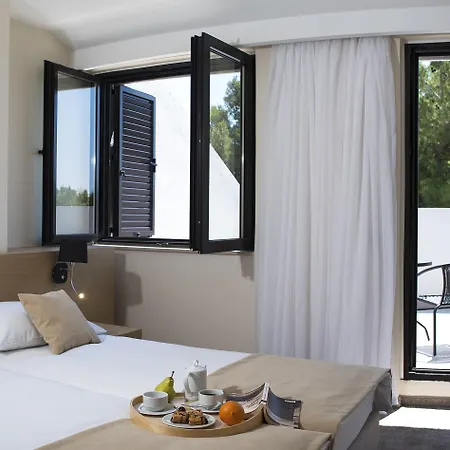 Aminess Younique Liburna 4*